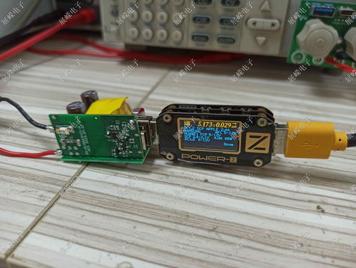 展嵘充电站深度测评 CoolMOS技术赋能，低耗高效PD 30W快充方案引领集中式快充新体验